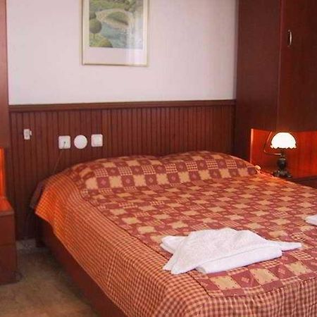Reishan Hotel トゥルグトレイス エクステリア 写真